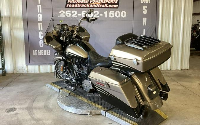 2013 Harley-Davidson® FLTRXSE2 - CVO™ Road Glide® Custom®