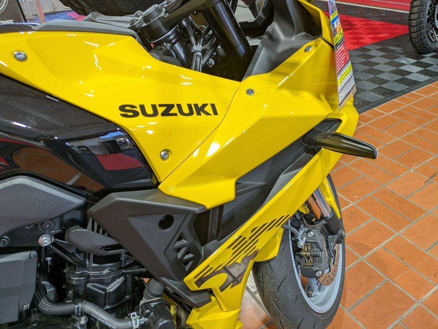 2025 Suzuki GSX-8R