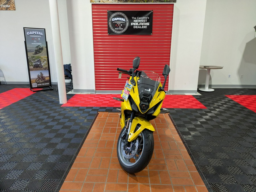 2025 Suzuki GSX-8R