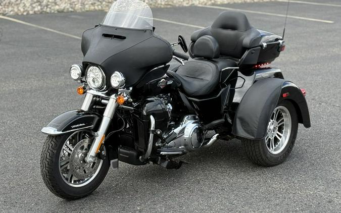2022 Harley-Davidson® FLHTCUTG - Tri Glide® Ultra