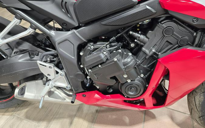 2026 HONDA CBR650R E-CLUTCH