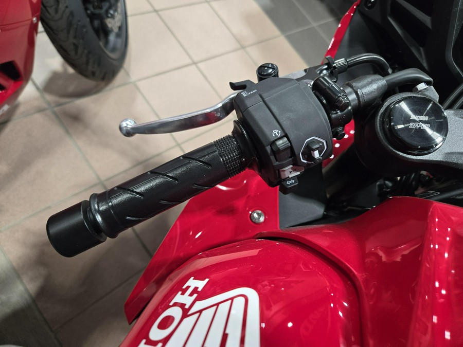 2026 HONDA CBR650R E-CLUTCH