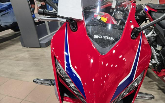 2026 HONDA CBR650R E-CLUTCH