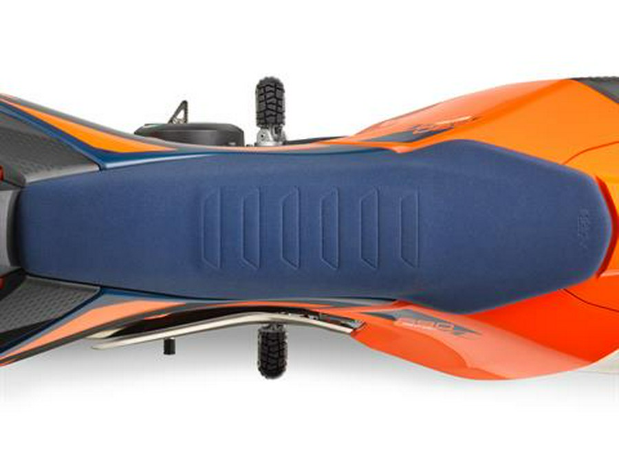 2026 KTM 690 SMC R