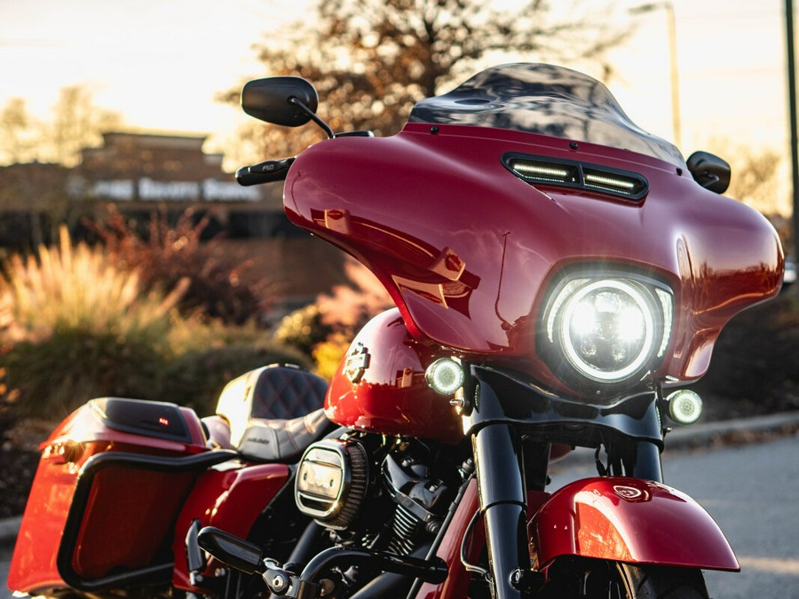 FLHXS 2022 Street Glide® Special