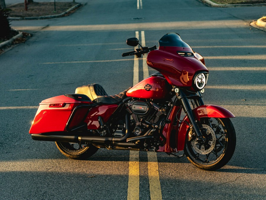 FLHXS 2022 Street Glide® Special