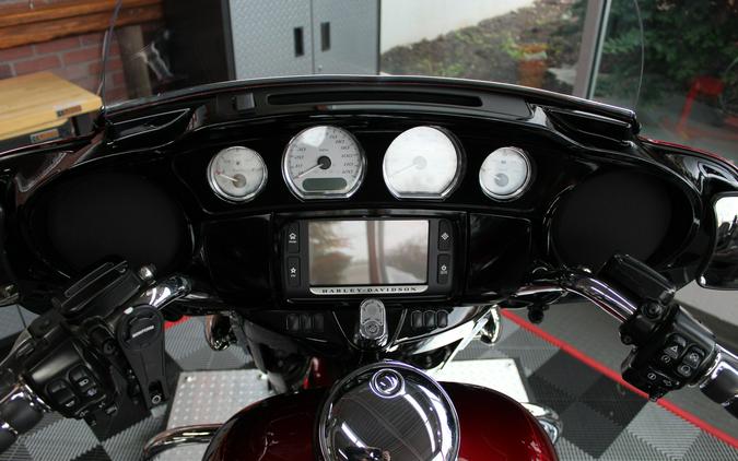 2016 Harley-Davidson® Street Glide Special