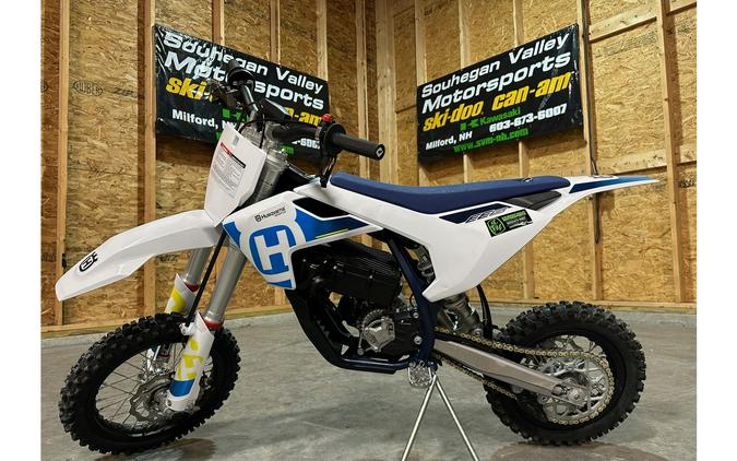 2024 Husqvarna EE5