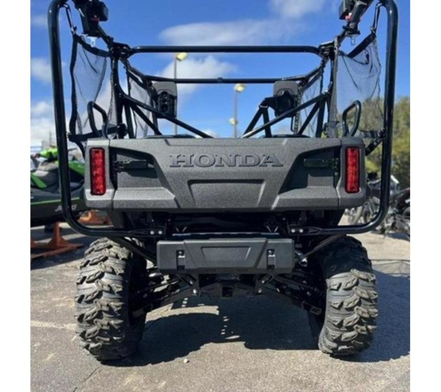 2025 Honda Pioneer 1000-5 Deluxe