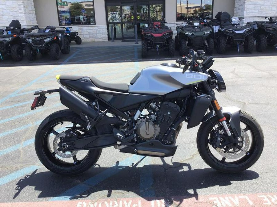 2025 HUSQVARNA VITPILEN 801