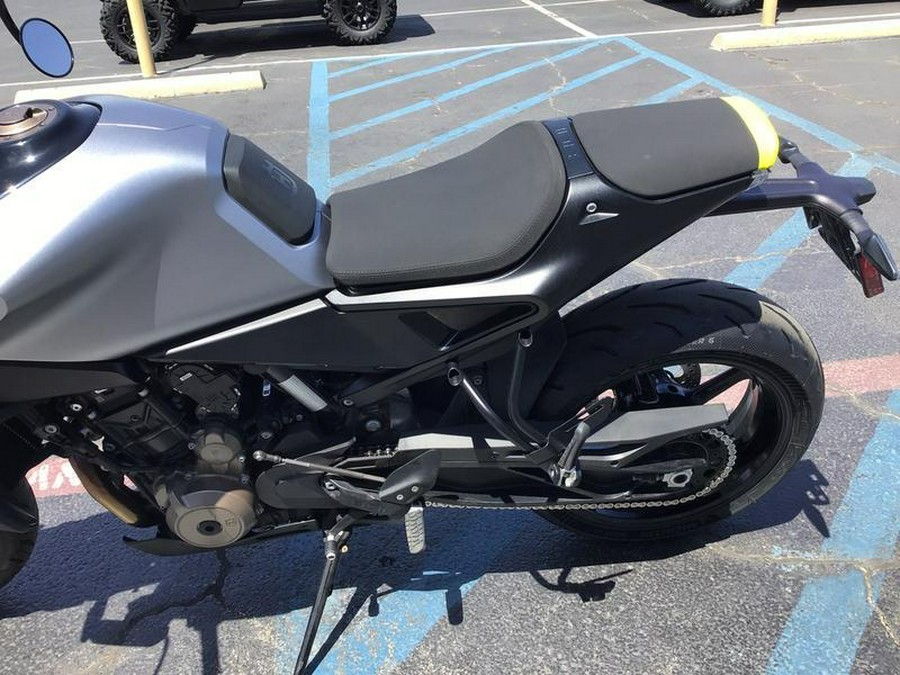 2025 HUSQVARNA VITPILEN 801