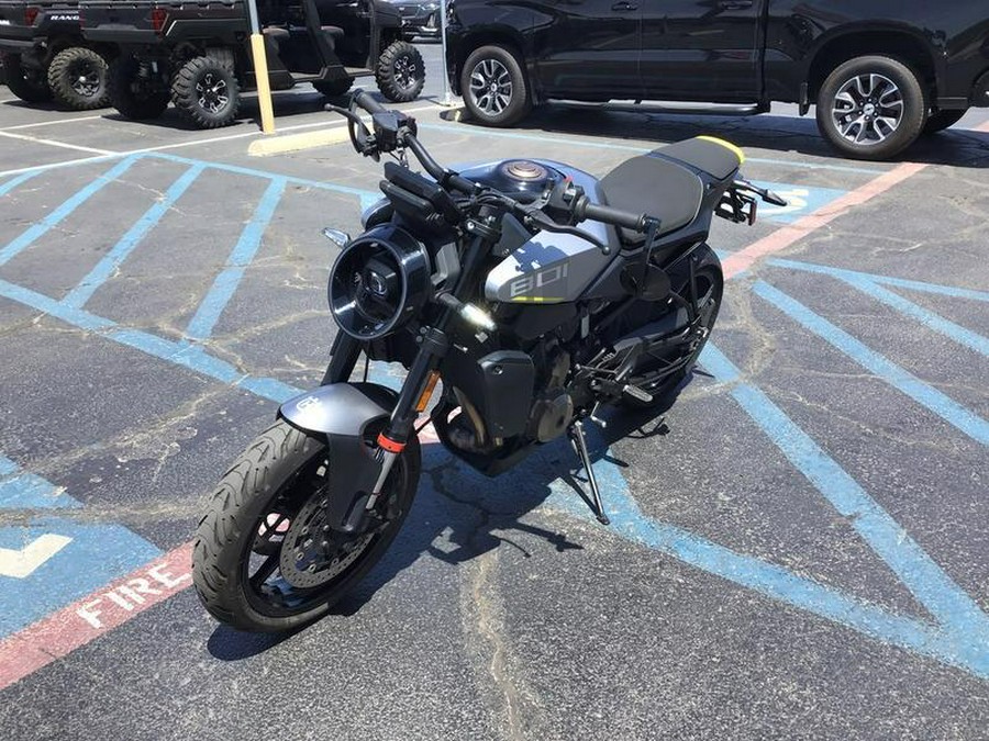 2025 HUSQVARNA VITPILEN 801