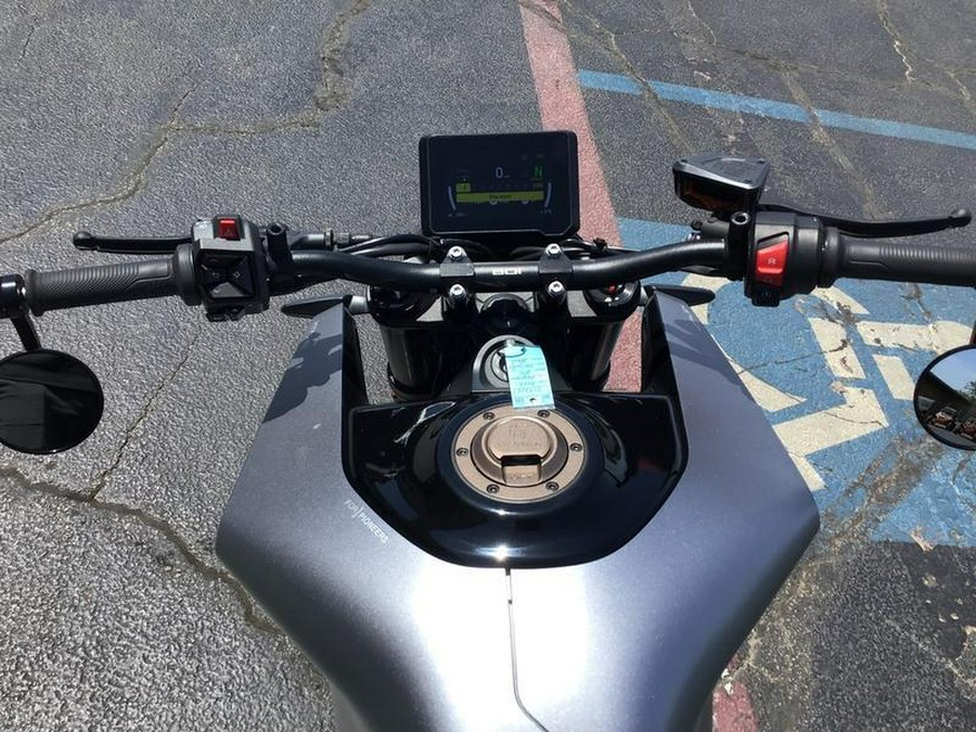 2025 HUSQVARNA VITPILEN 801