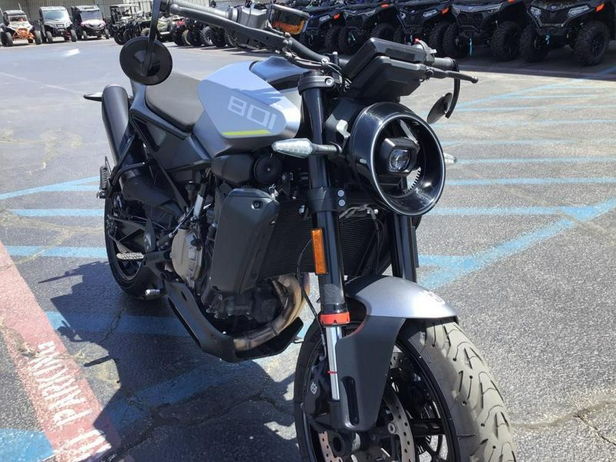 2025 HUSQVARNA VITPILEN 801