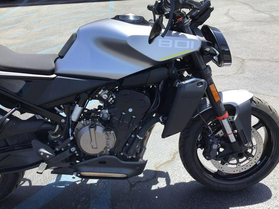2025 HUSQVARNA VITPILEN 801