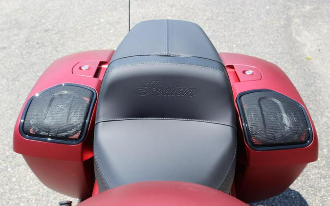 2024 Indian Motorcycle® Challenger® Dark Horse® w/PowerBand Audio Pkg Sunset Red Smoke