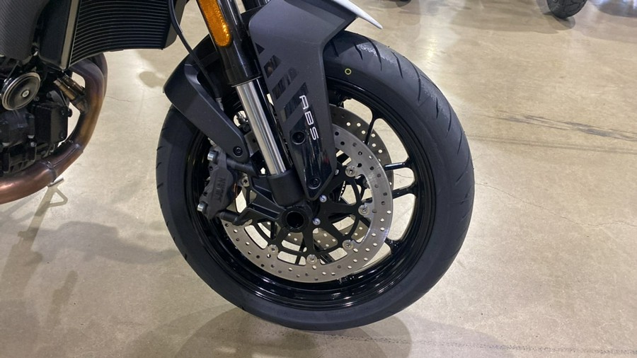 2024 CFMOTO NK 800