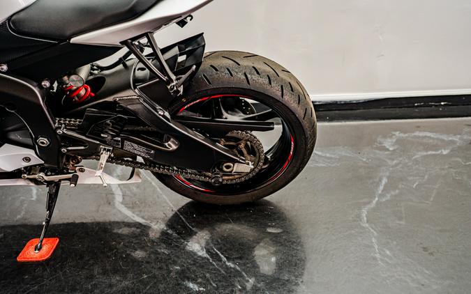 2015 Yamaha Motor Corp., USA YZF-R6