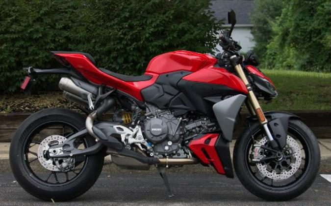 2026 Ducati Streetfighter V2