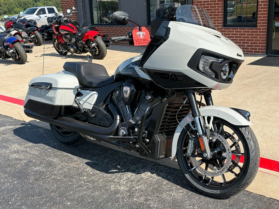 2026 Indian Motorcycle Challenger® Dark Horse® 112