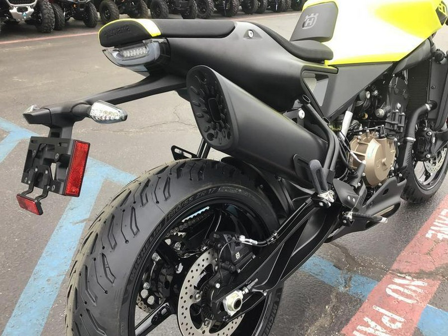 2026 HUSQVARNA VITPILEN 801