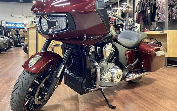 2023 Indian Motorcycle® Challenger® Limited Maroon Metallic