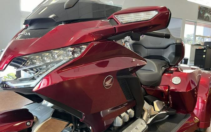 2018 Honda® Gold Wing Tour Automatic DCT Candy Ardent Red