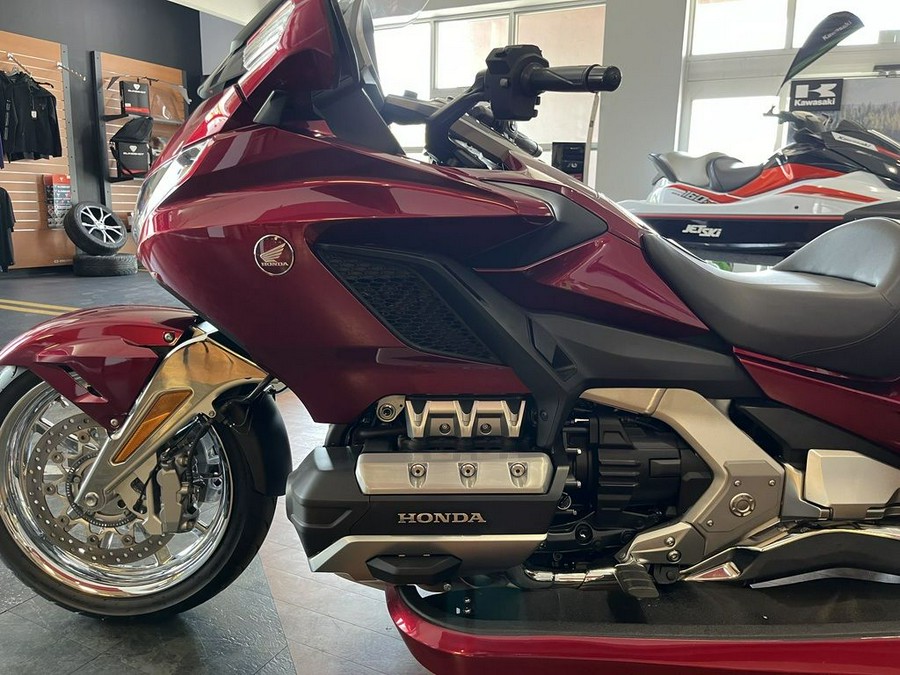 2018 Honda® Gold Wing Tour Automatic DCT Candy Ardent Red