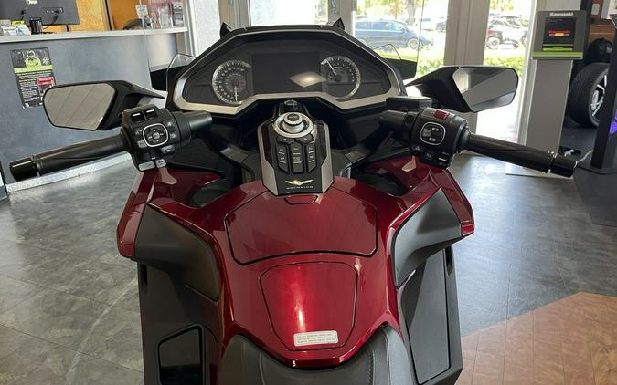 2018 Honda® Gold Wing Tour Automatic DCT Candy Ardent Red