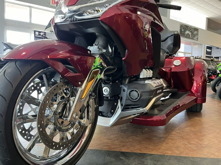 2018 Honda® Gold Wing Tour Automatic DCT Candy Ardent Red