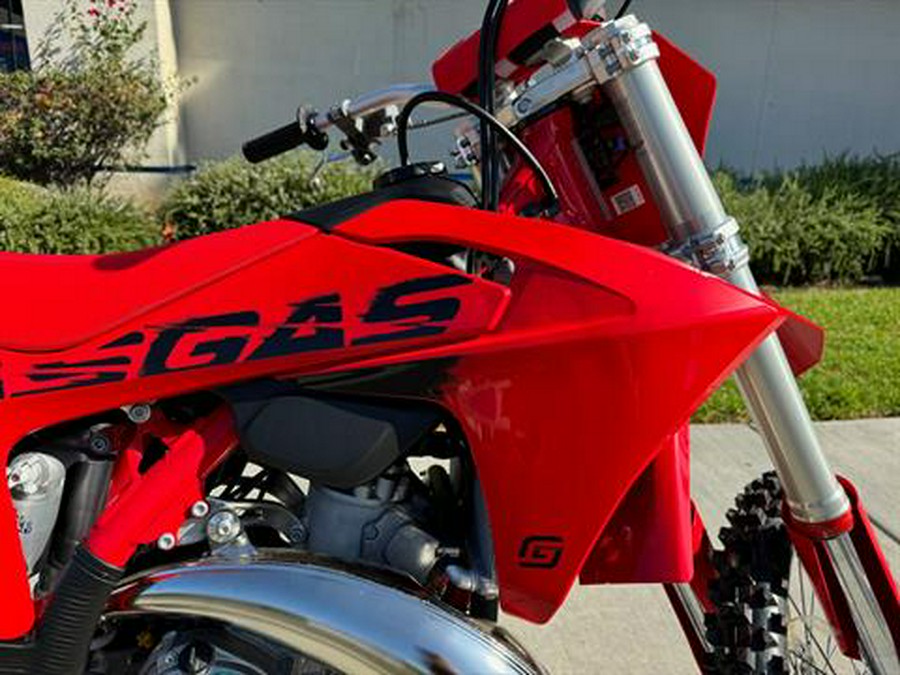 2025 GASGAS MC 300