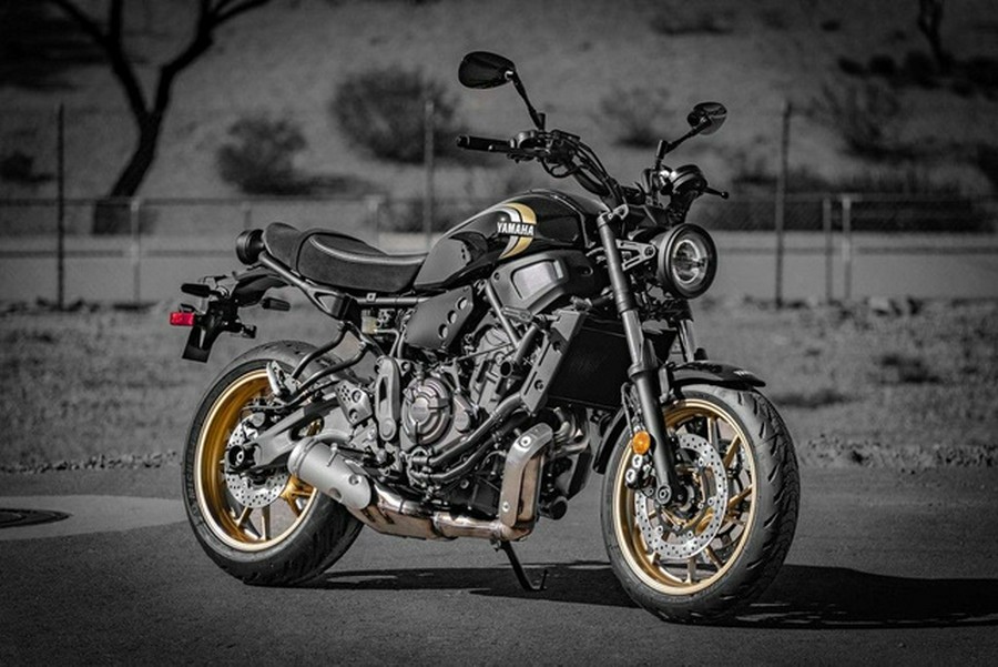 2025 Yamaha XSR700