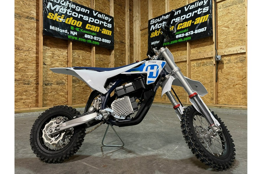 2024 Husqvarna EE5