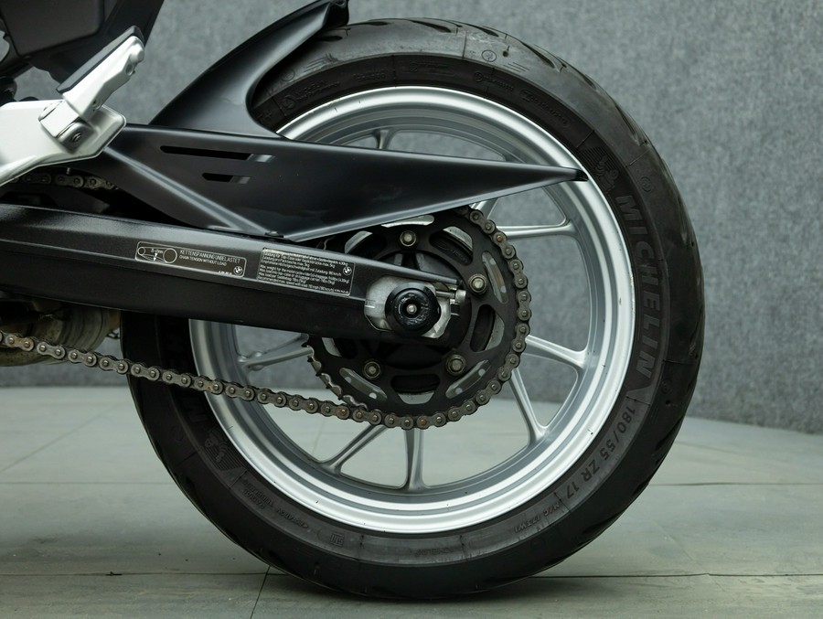 2020 BMW F900R W/ABS