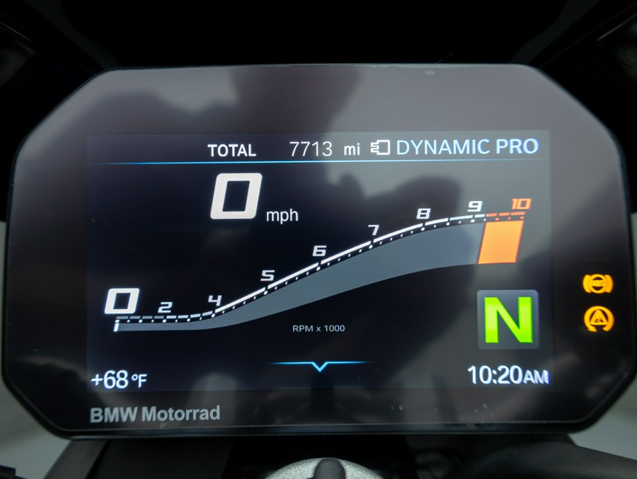 2020 BMW F900R W/ABS