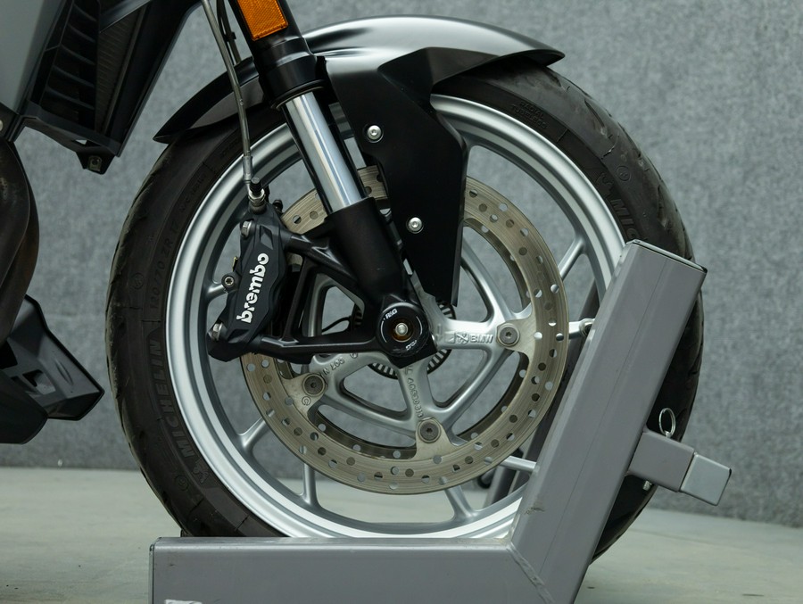 2020 BMW F900R W/ABS