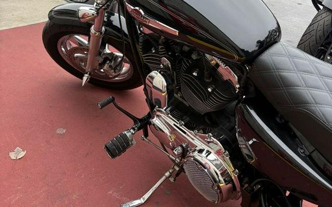 2016 Harley-Davidson® XL1200C - Sportster® 1200 Custom