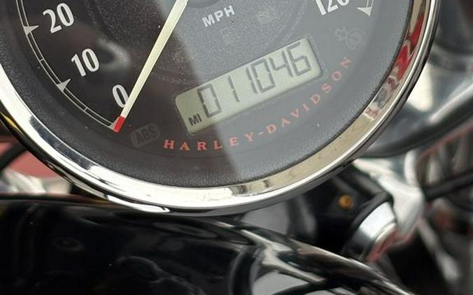 2016 Harley-Davidson® XL1200C - Sportster® 1200 Custom