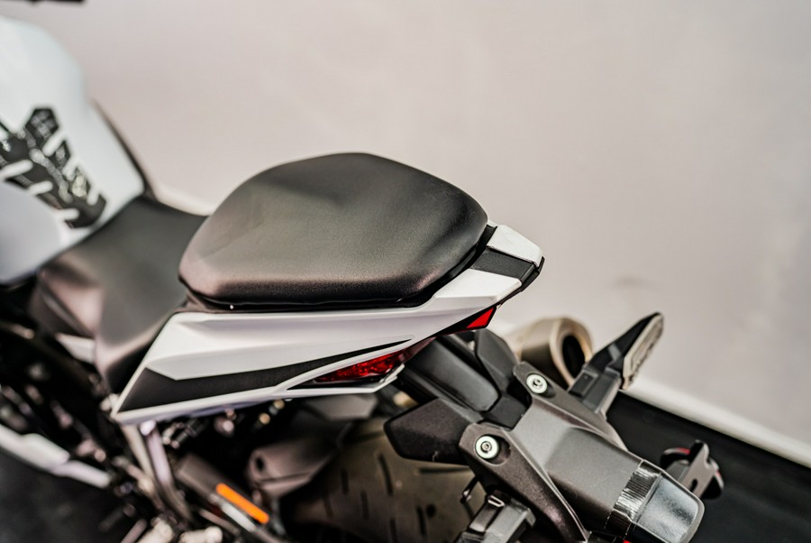 2025 Kawasaki Ninja® ZX™-4RR ABS