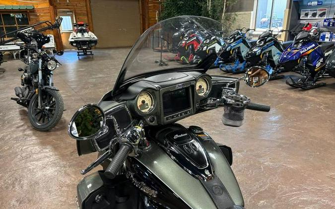 2021 Indian Motorcycle® Roadmaster® Alumina Jade/Thunder Black