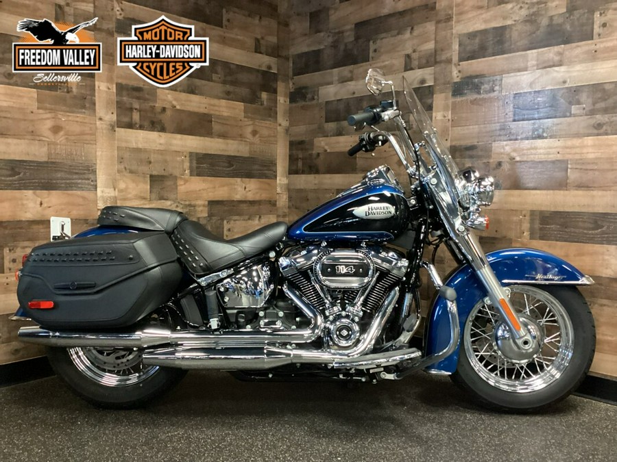 2022 Harley-Davidson Heritage Classic 114 Reef Blue/Vivid Black FLHCS