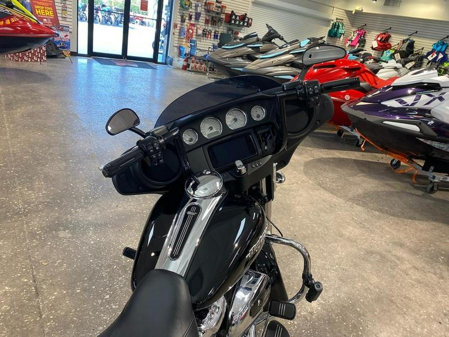 2020 Harley-Davidson® Street Glide® Base