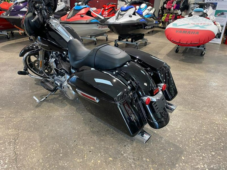 2020 Harley-Davidson® Street Glide® Base