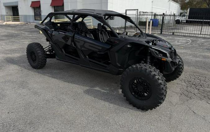 2026 Can-Am® Maverick X3 Max X RS Turbo RR Triple Black_4.5 in