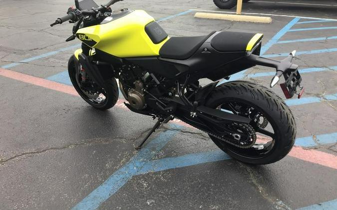 2026 HUSQVARNA VITPILEN 801