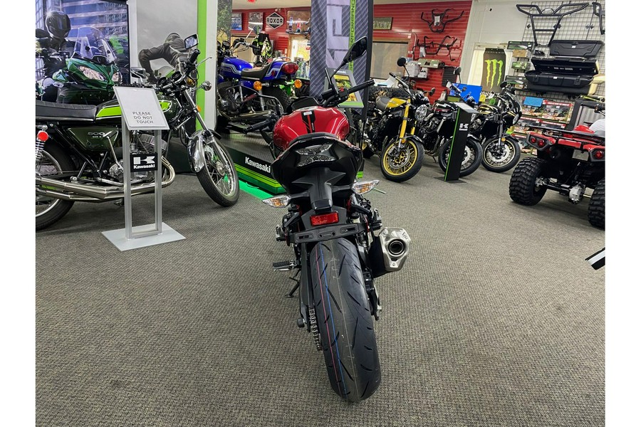 2024 Kawasaki Z900 ABS