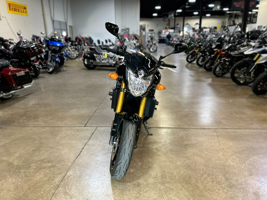 2011 Yamaha FZ8