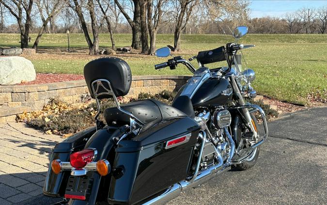 2018 Harley-Davidson® Road King® Vivid Black