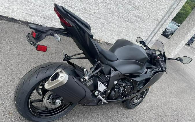 2024 Kawasaki Ninja® ZX™-6R Metallic Flat Spark Black/Ebony