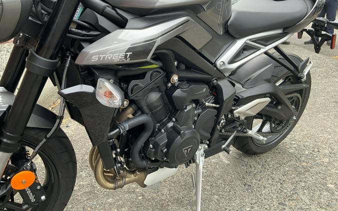 2024 Triumph STREET TRIPLE 765 R